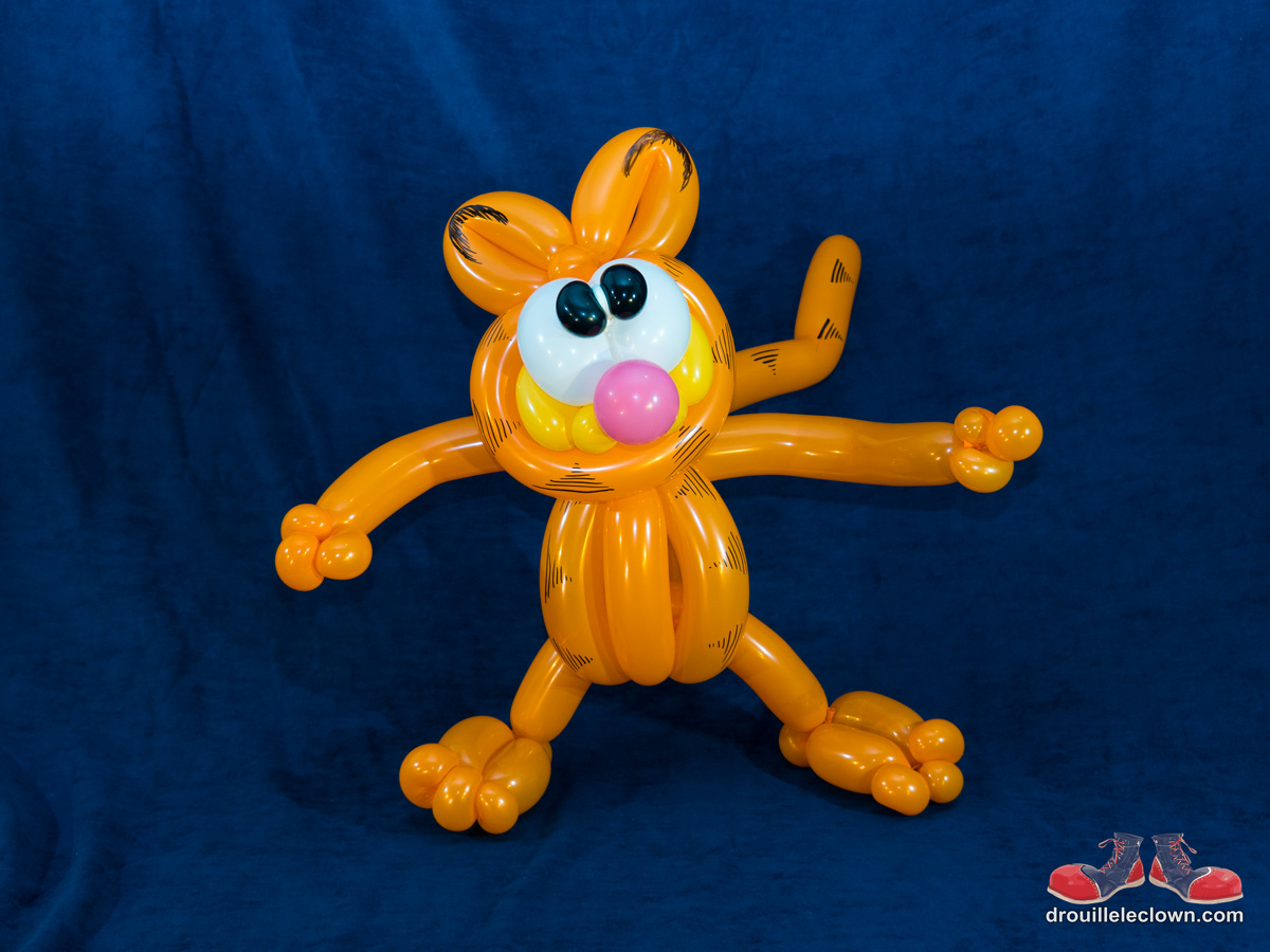 Garfield , le chat paresseux qui mange de la lasagne ! Un ballon qui fait sourire tout les mignons chatons!