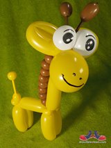 Un grand classique, la girafe prend sa place dans toutes les fêtes d'enfants.
